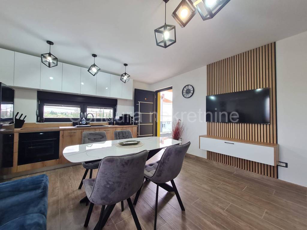 Apartmanska kuca, Prodaja, Vrsi, Vrsi
