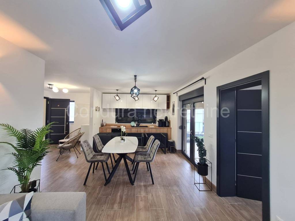 Apartmanska kuca, Prodaja, Vrsi, Vrsi