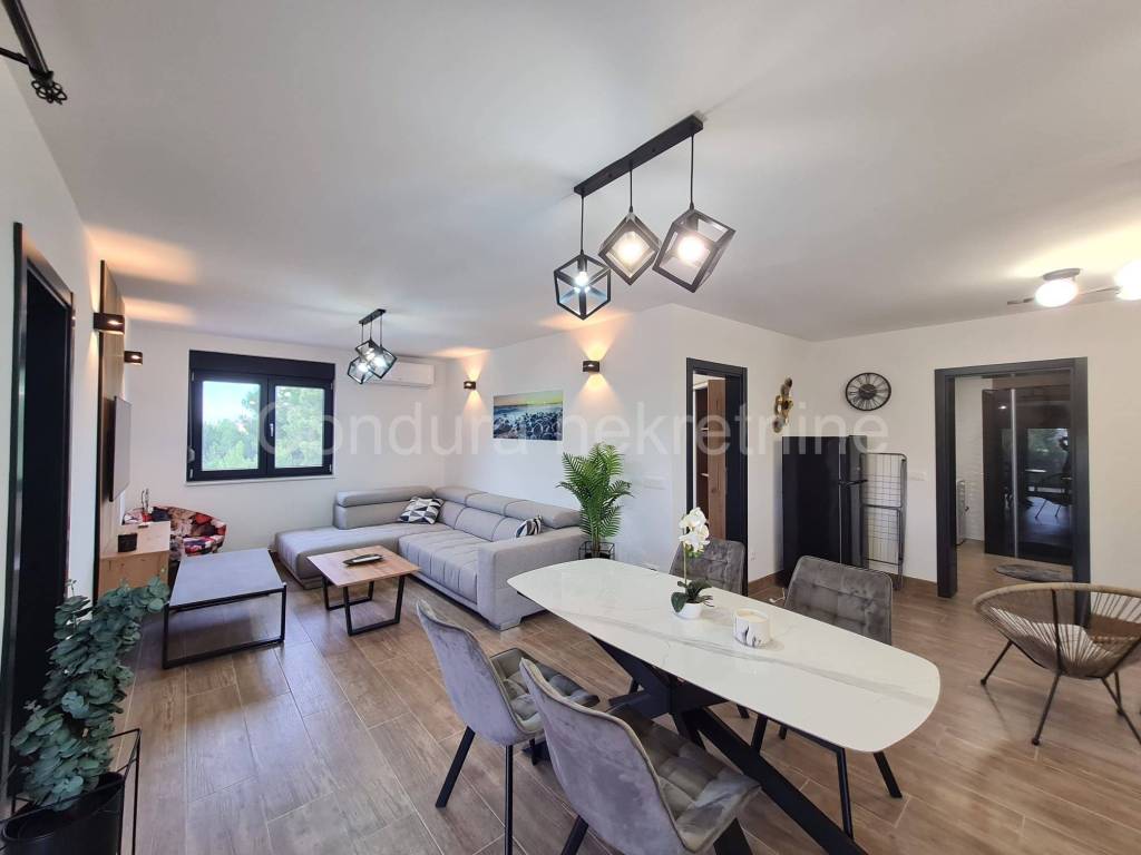 Apartmanska kuca, Prodaja, Vrsi, Vrsi