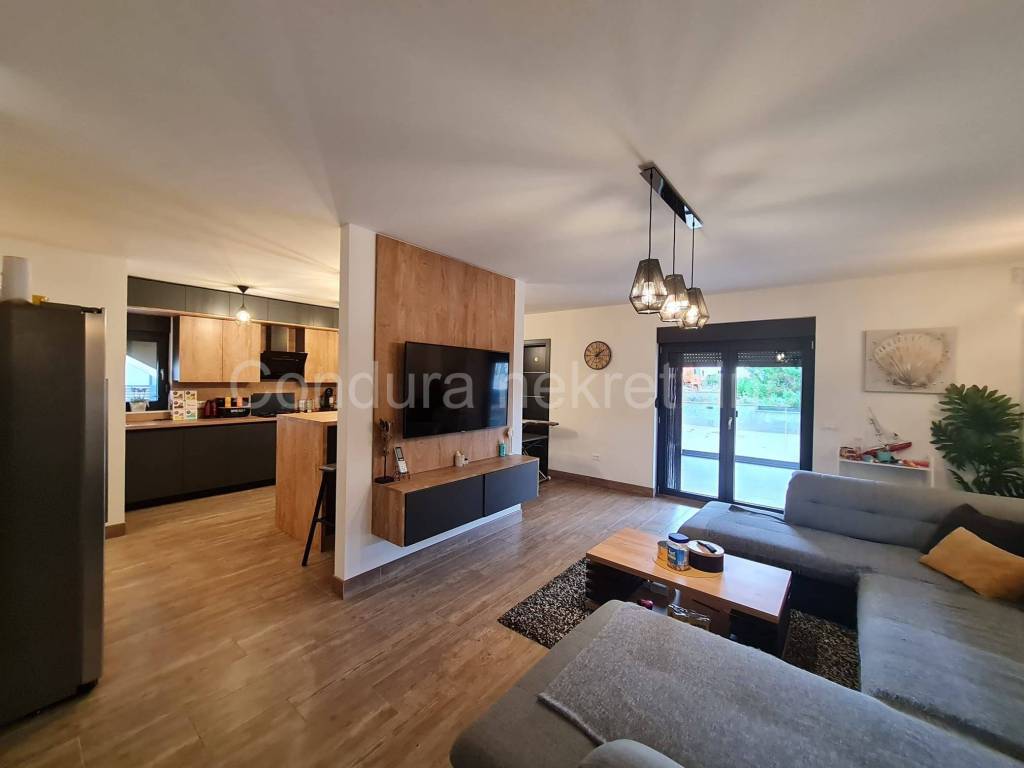 Apartmanska kuca, Prodaja, Vrsi, Vrsi