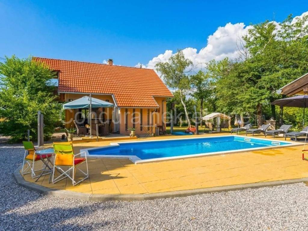 Nekretnina za odmor, Prodaja, Gospic - Okolica, Kruskovac