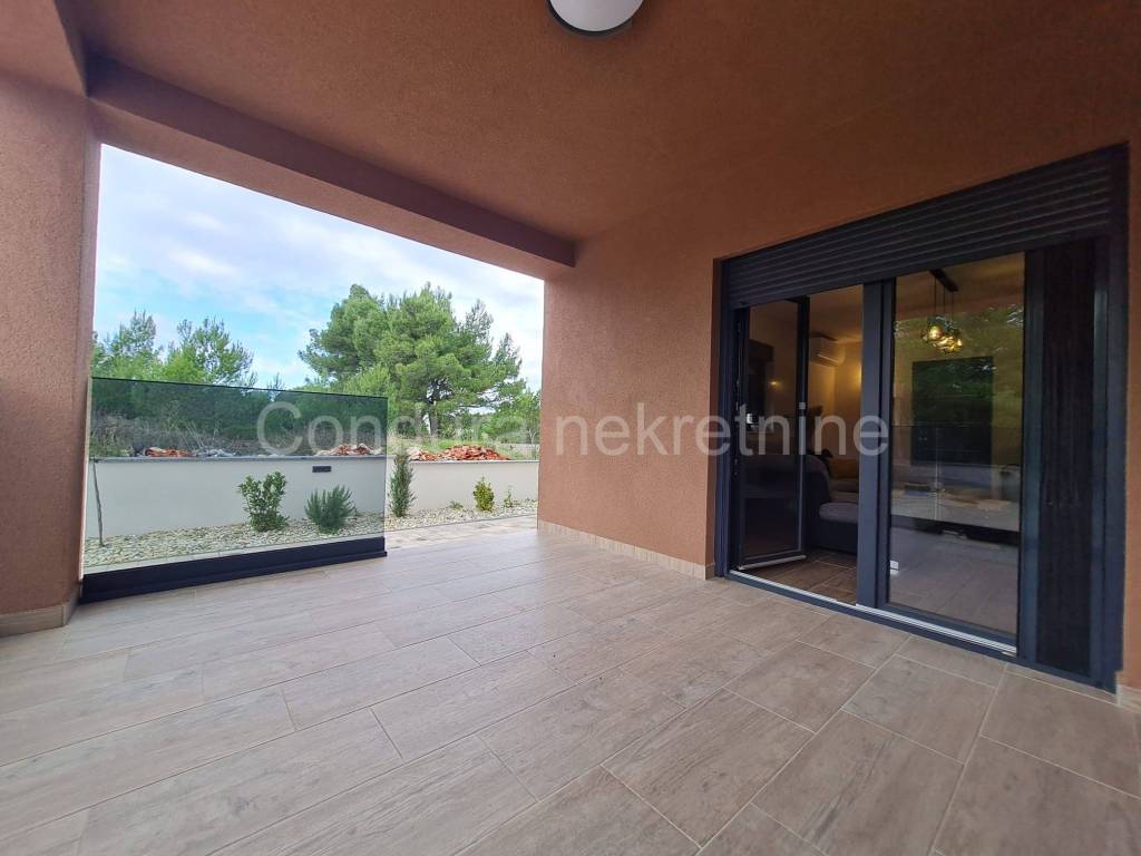 Apartmanska kuca, Prodaja, Vrsi, Vrsi