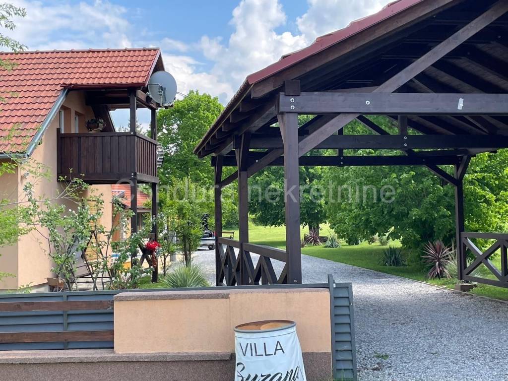 Nekretnina za odmor, Prodaja, Gospic - Okolica, Kruskovac
