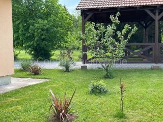 Nekretnina za odmor, Prodaja, Gospic - Okolica, Kruskovac