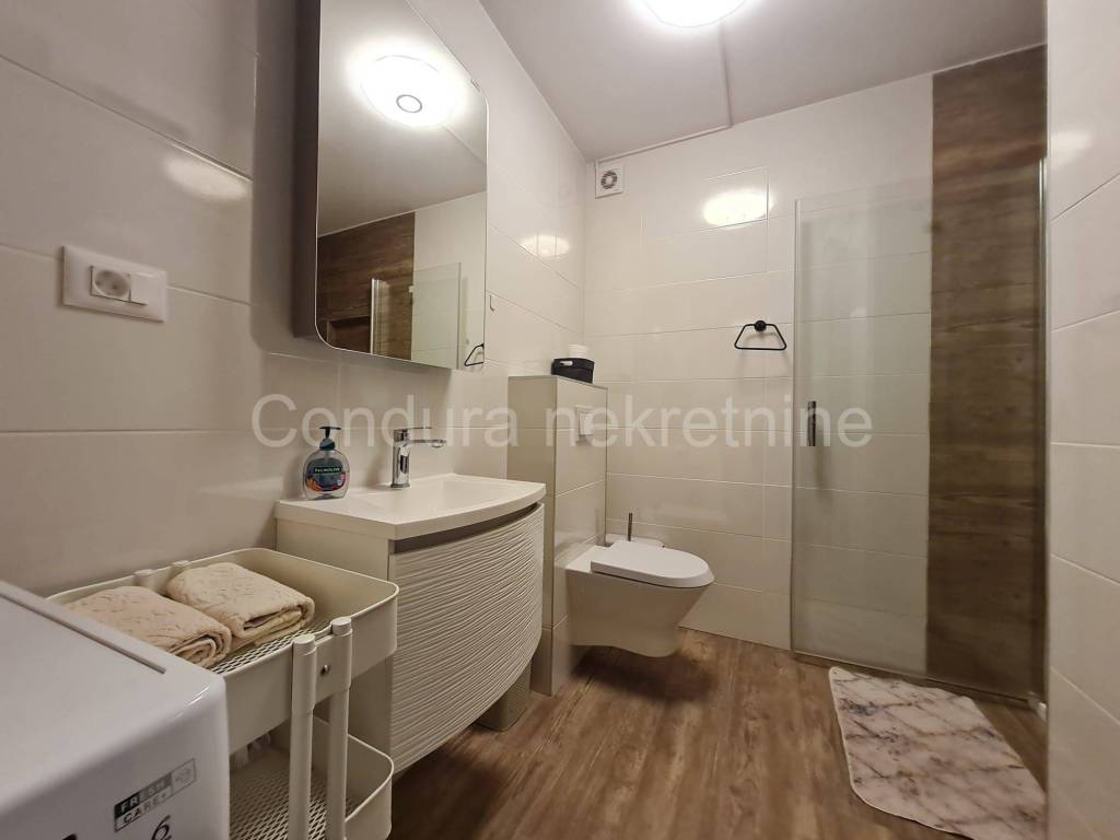 Apartmanska kuca, Prodaja, Vrsi, Vrsi