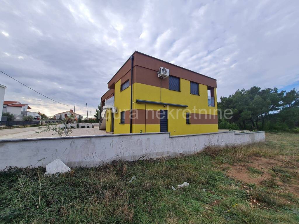 Apartmanska kuca, Prodaja, Vrsi, Vrsi