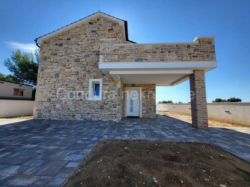 Samostojeca kuca, Prodaja, Vrsi, Vrsi