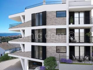 Apartment by the sea, Sale, Okrug, Okrug Gornji