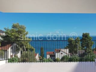 Apartment by the sea, Sale, Okrug, Okrug Gornji