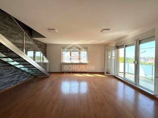 Flat in a building, Rent, Zagreb, Maksimir