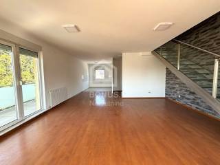 Flat in a building, Rent, Zagreb, Maksimir