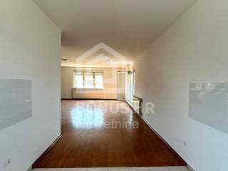 Flat in a building, Rent, Zagreb, Maksimir