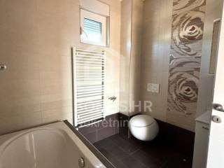 Flat in a building, Rent, Zagreb, Maksimir