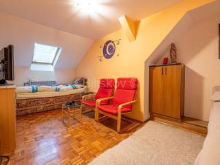 Flat in a building, Sale, Zagreb, Donji Grad