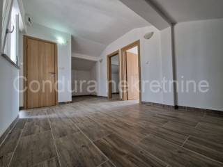 Apartmanska kuca, Prodaja, Privlaka, Privlaka