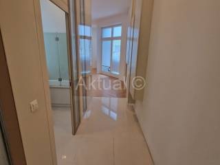 Flat in a building, Sale, Zagreb, Donji Grad