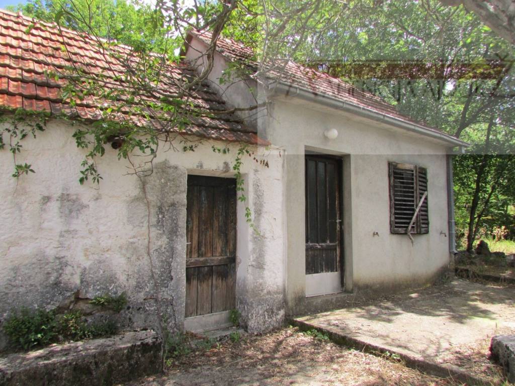 Kamena kuca, Prodaja, Zagvozd, Zagvozd