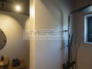 Walk-in shower