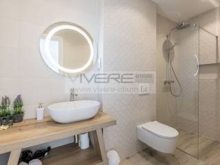 Bathroom No.2