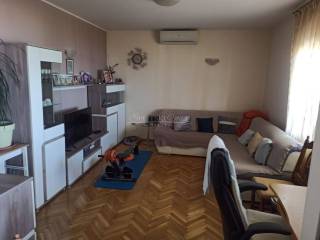 Prodaja, Podstrana,Podstrana