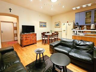 Flat in a building, Sale, Zagreb, Donji Grad