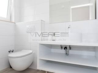 Guest toilet