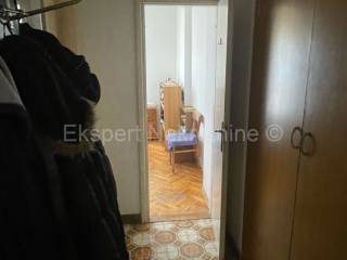 Flat in a building, Sale, Split, Split