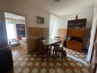 Flat in a building, Sale, Split, Split