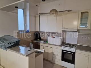 Flat in a house, Rent, Matulji, Mihotići