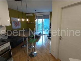 Flat in a building, Sale, Split, Split
