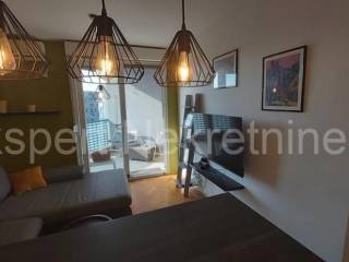 Flat in a building, Sale, Split, Split