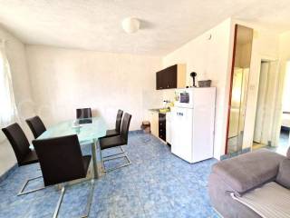 House with apartments, Sale, Vir, Vir