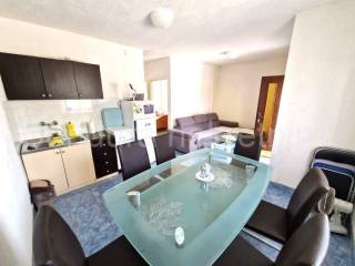 House with apartments, Sale, Vir, Vir
