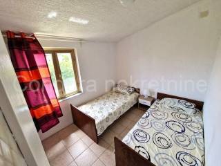 House with apartments, Sale, Vir, Vir