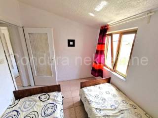 House with apartments, Sale, Vir, Vir