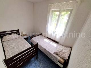 House with apartments, Sale, Vir, Vir