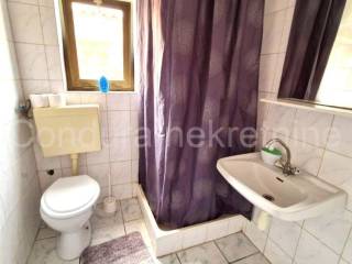 House with apartments, Sale, Vir, Vir