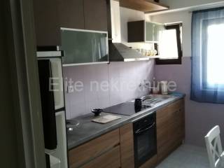 Flat in a building, Rent, Viškovo, Marinići