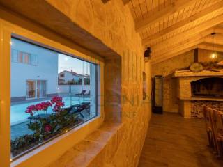 Vila, Prodaja, Nin, Nin