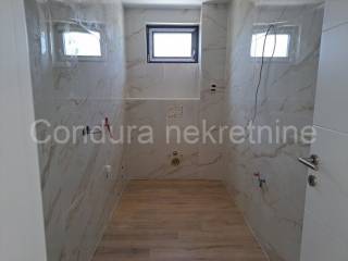 Dvojna kuca, Prodaja, Vrsi, Vrsi