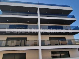 Flat in a new building, Sale, Okrug, Okrug Gornji