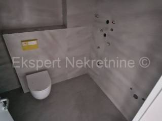 Flat in a new building, Sale, Okrug, Okrug Gornji