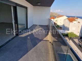 Flat in a new building, Sale, Okrug, Okrug Gornji