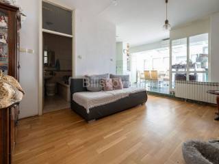 Flat in a building, Sale, Zagreb, Gornja Dubrava