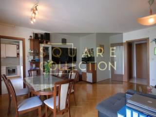 Flat in a building, Sale, Split, Split
