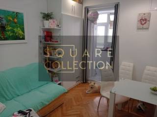 Flat in a building, Sale, Split, Split