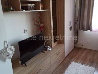 Flat in a building, Rent, Rijeka, Istok