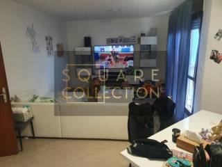 Flat in a building, Sale, Split, Split