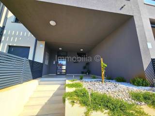 Flat in a new building, Sale, Pula, Pula