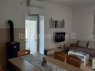 Flat in a building, Sale, Sinj, Sinj